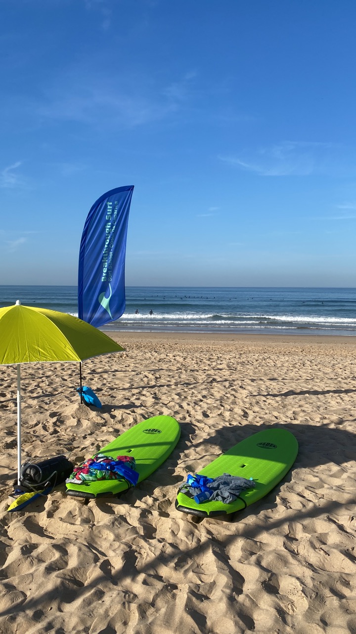 Who is ready for a surf lesson in our surf school in Costa da Caparica, Portugal