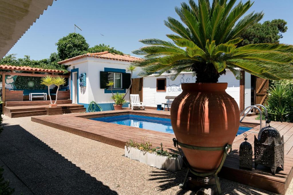 surf camp costa da caparica near lisbon